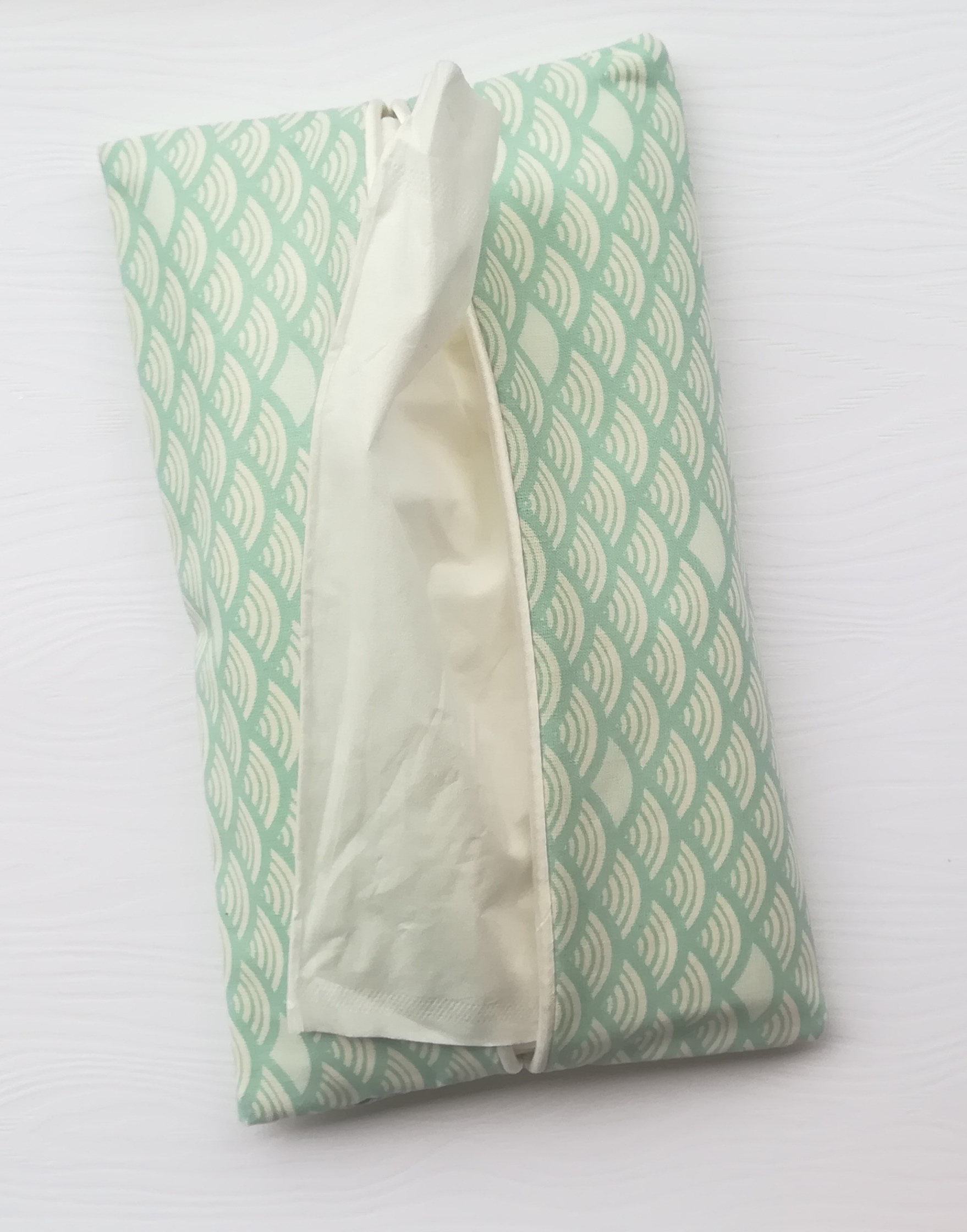 Distributeur de mouchoirs en tissu